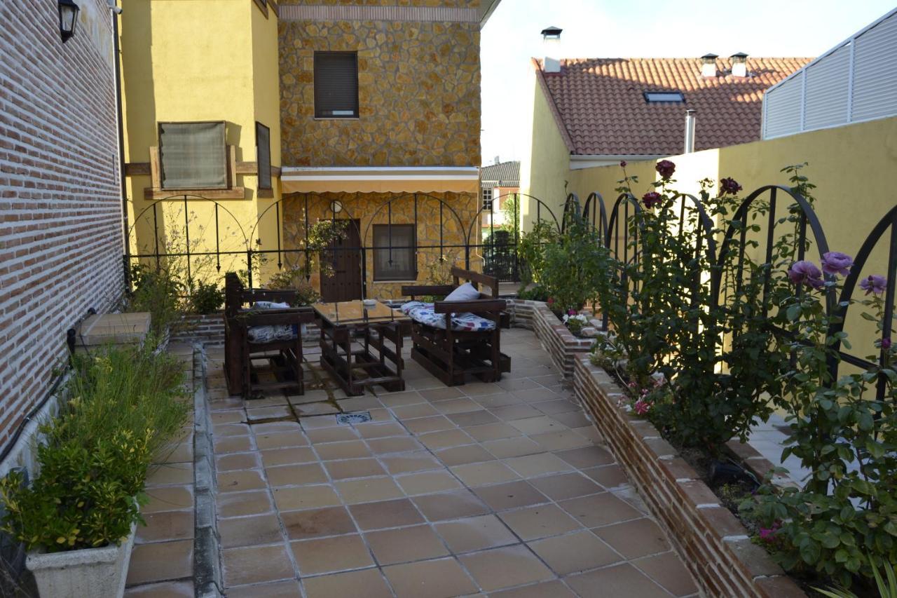 Apartamentos Casa Rural de Aldea Aldea del Fresno Exterior foto