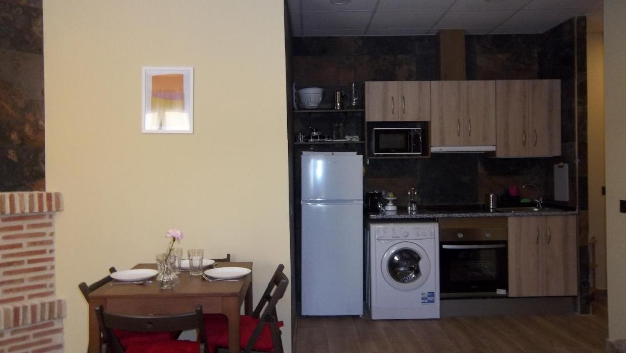 Apartamentos Casa Rural de Aldea Aldea del Fresno Exterior foto