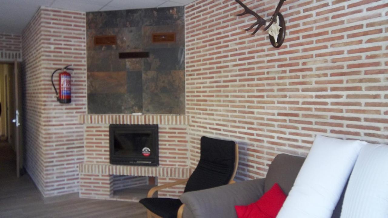 Apartamentos Casa Rural de Aldea Aldea del Fresno Exterior foto